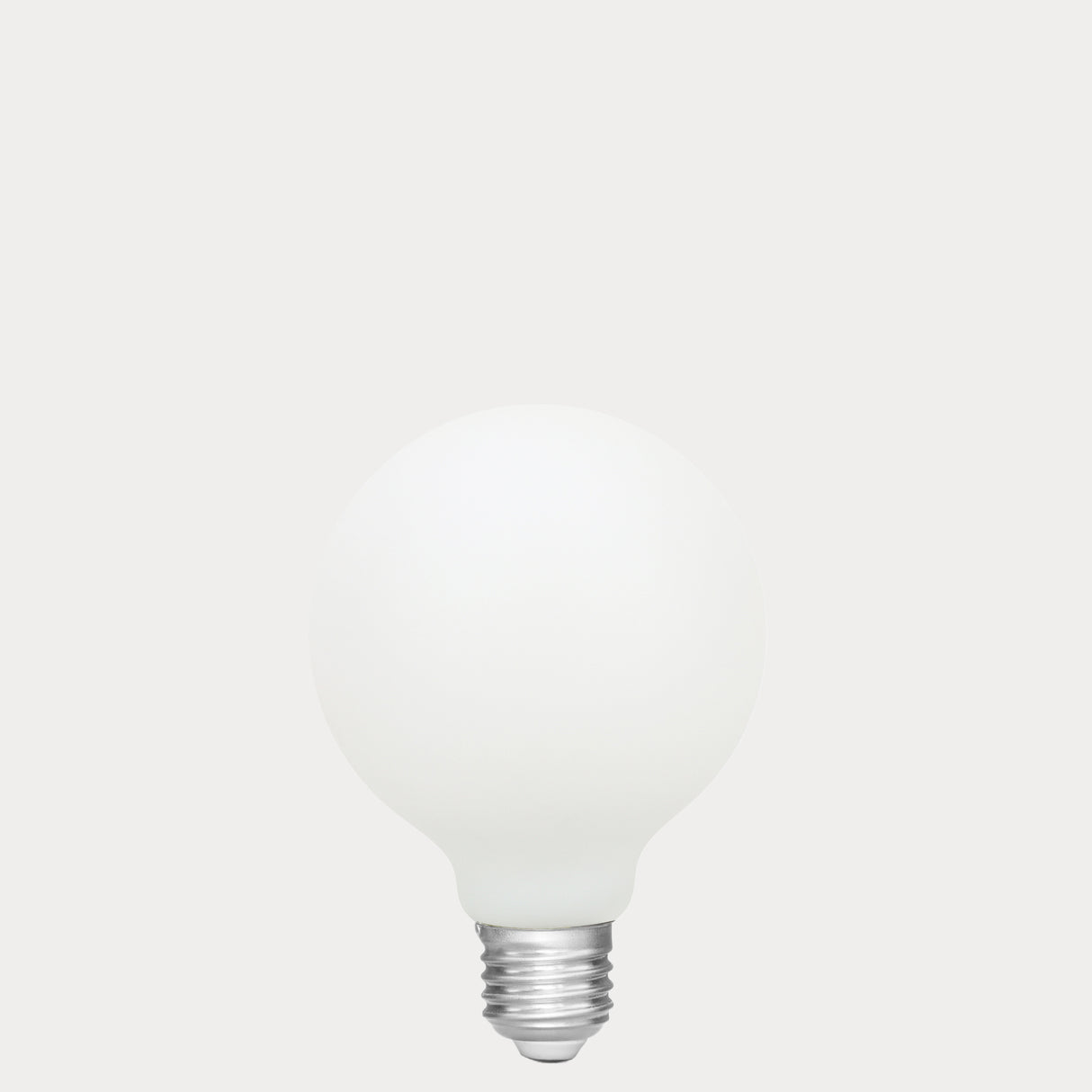 Dulora 7.2W G95 LED Globe E27 Porcelain in Soft White unlit showing smooth matte opal glass