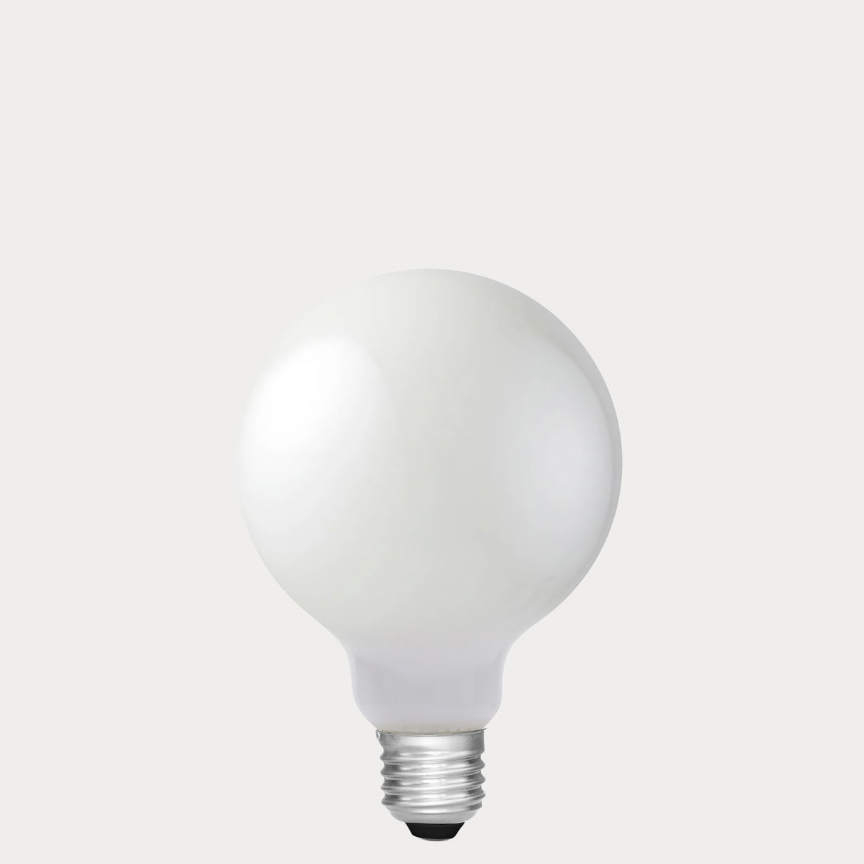 Dulora 8W G95 LED Globe E27 Opal 12 to 24V unlit showing smooth opal glass