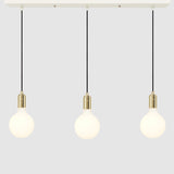 Lineaire hanglamp met drie lampen + 8W G125 globe